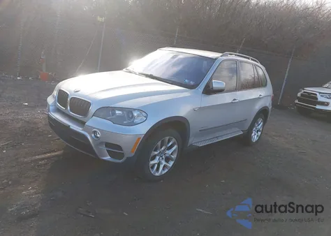 2013 BMW X5 xDrive35I/xDrive35I Premium/xDrive35I Sport Activity from USA, damaged, VIN 5UXZV4C53D0B02729